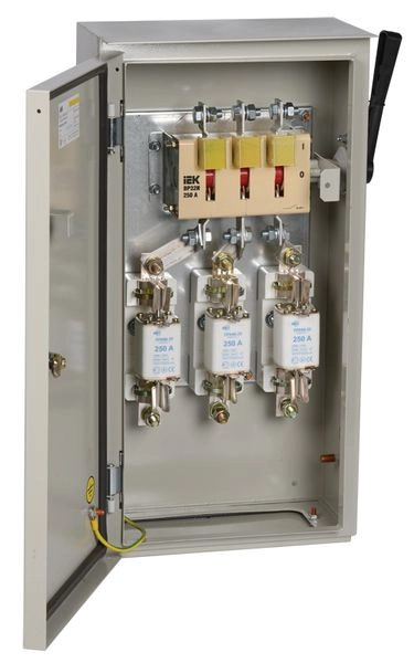 Рубильник-разъединитель ЯРП-250А IP54 (585х300х175) YARP-250-74-54 Рубильник-разъединитель ЯРП-250А IP54 (585х300х175) YARP-250-74-54 в каталоге ЮгКабель