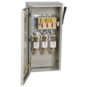 Рубильник-разъединитель ЯРП-400А IP54 (300х650х205)TVENKOM БП-00008947 в каталоге ЮгКабель