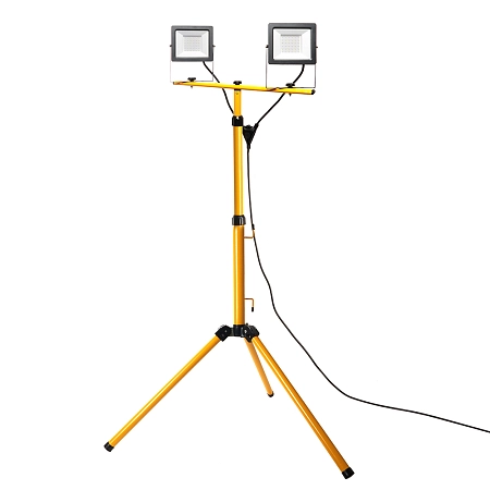 прожектор светодиодный  2х50w230v 6400k 9000лм ip65 ll-503 (на штативе) h-1,7м 29568 в Краснодаре - купить по низким ценам Прожектор светодиодный  2х50W230V 6400K 9000Лм IP65 LL-503 (на штативе) h-1,7м 29568 - купить по низкой цене в Краснодаре | ЮгКабель