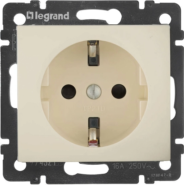 Розетка СП 1-м c з/к с шторк. механизм (сл. кость) Valena 774321 в каталоге ЮгКабель