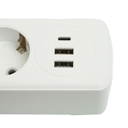 Удлинитель бытовой 1,8 м, 3-х местн., с з/к, выкл. (ПВС 3х1мм2) 2USB 1Type-C 2,4А HM08-33-02 49970