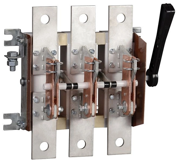 Выключатель-разъединитель РЕ19-39 31120 (630А) боковая рукоять PE-31120-0630 Выключатель-разъединитель РЕ19-39 31120 (630А) боковая рукоять PE-31120-0630 в каталоге ЮгКабель