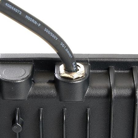 прожектор светодиодный 100w/175-265v 6400к 12000лм ip65 (ll-1000) 254х243х40 черный osram 41541 в Краснодаре - купить по низким ценам Прожектор светодиодный 100W/175-265V 6400К 12000Лм IP65 (LL-1000) 254х243х40 черный OSRAM 41541 - купить по низкой цене в Краснодаре | ЮгКабель